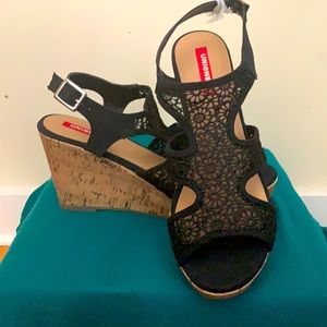 Unionbay Wedge Sandals (New, Never Worn)